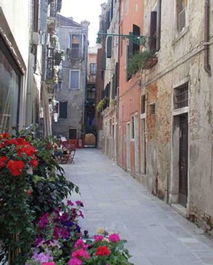 Ca' San Silvestro 2 Terrazze Nel Cuore Di Venezia エクステリア 写真
